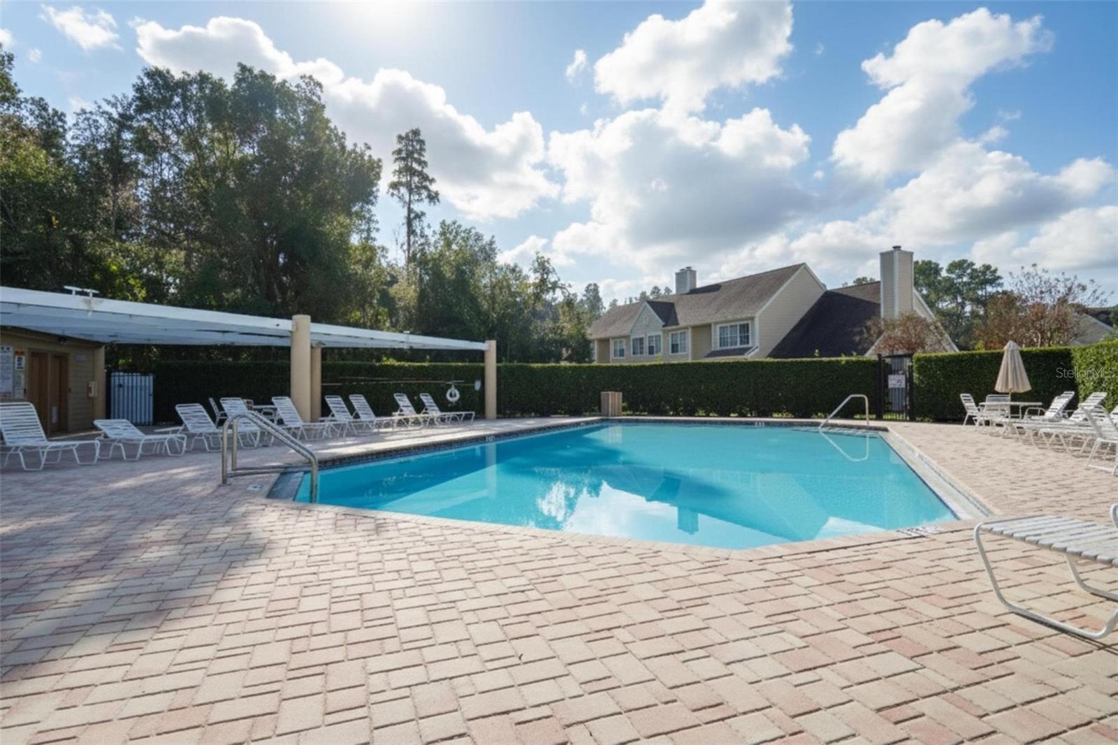 PINE GROVE CONDO AT BLOO - Residential