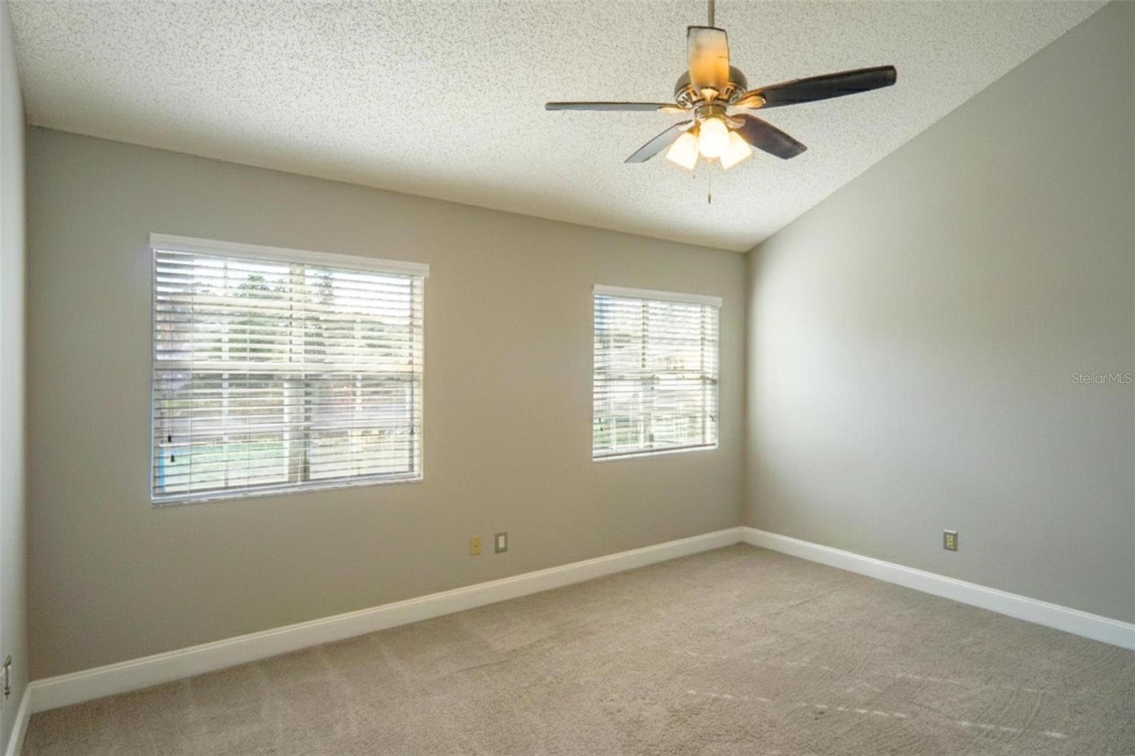 PINE GROVE CONDO AT BLOO - Residential