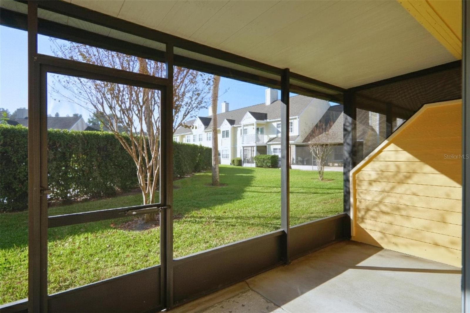 PINE GROVE CONDO AT BLOO - Residential