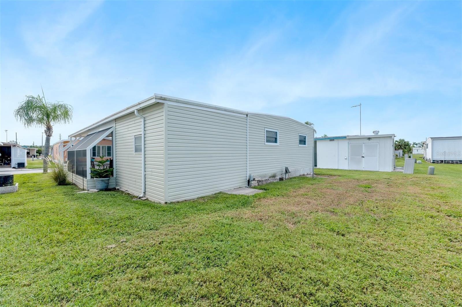 GOLDEN GATE MOBILE HOME PARK UNREC - Residential