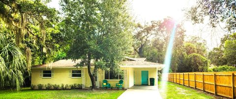 A home in CRYSTAL RIVER