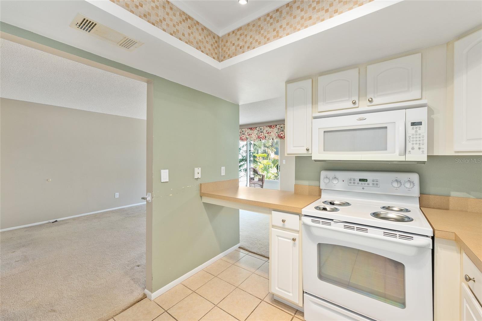 LIVE OAK VILLAGE CONDO - Residential