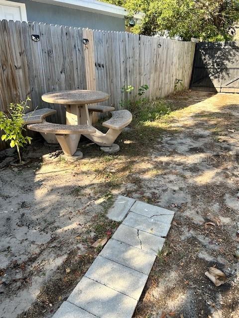 AVONDALE - Residential Lease