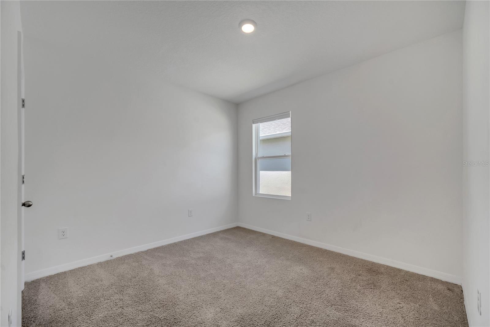 SUNCREST - Residential Lease