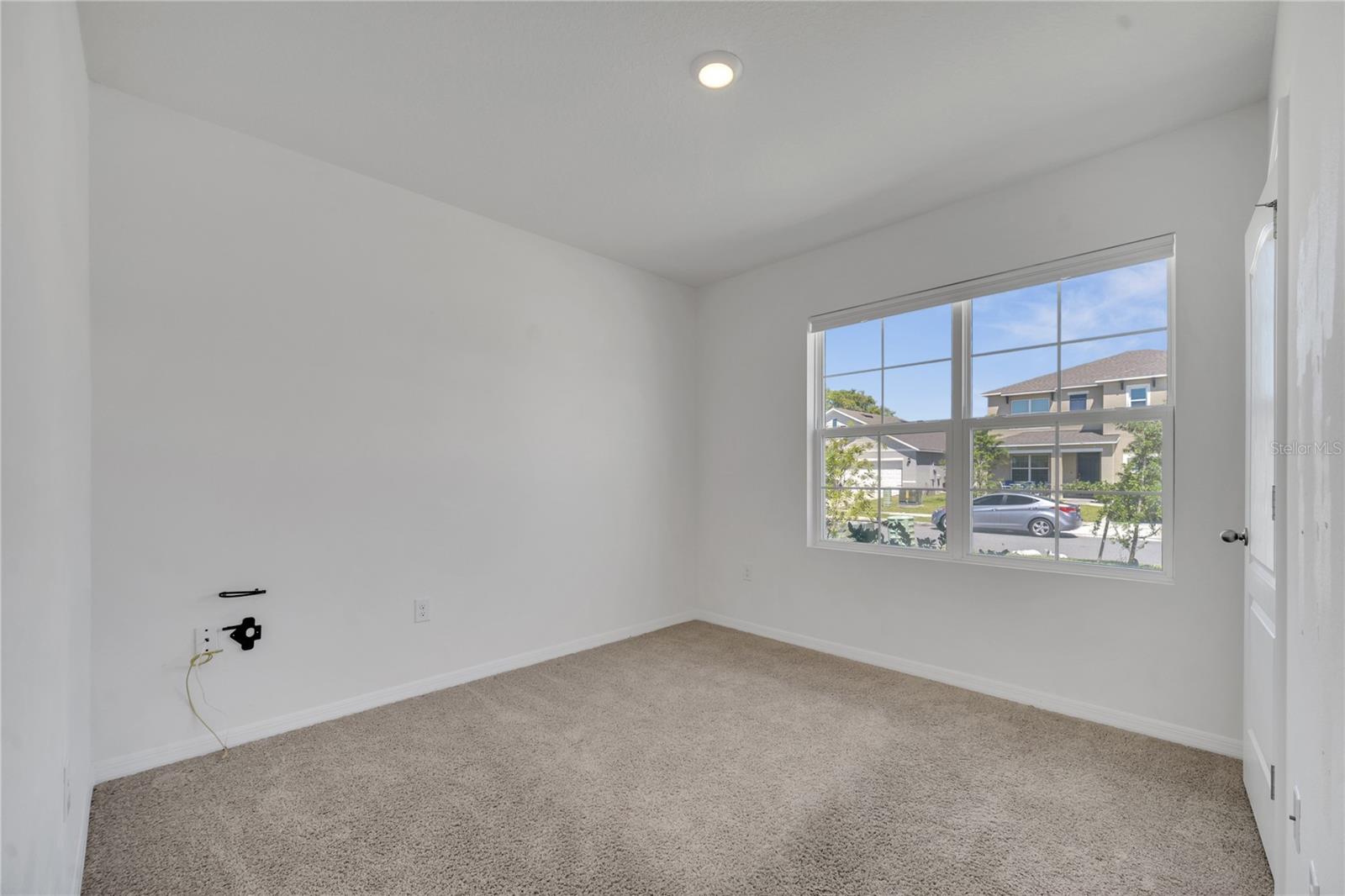 SUNCREST - Residential Lease