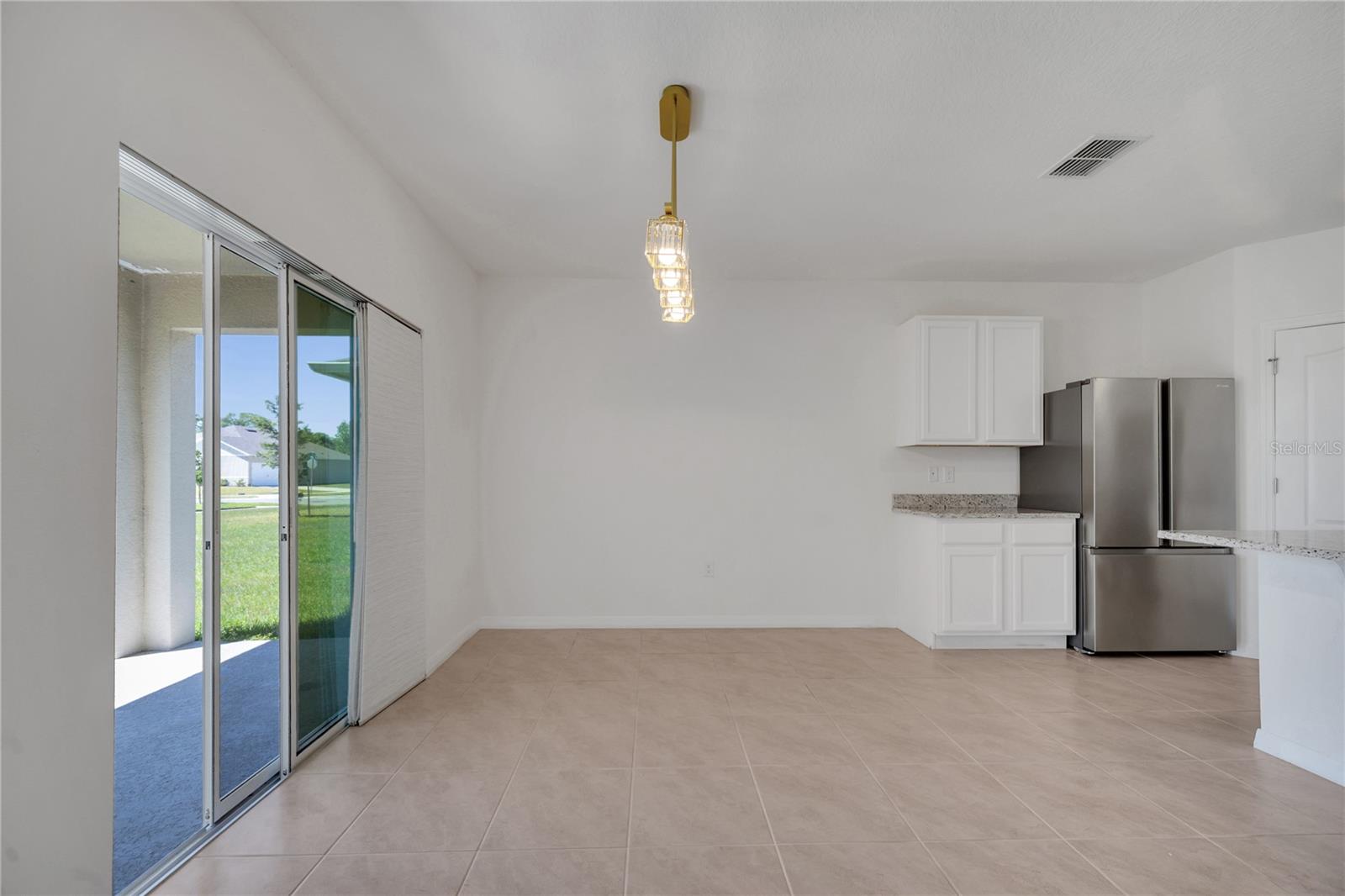 SUNCREST - Residential Lease