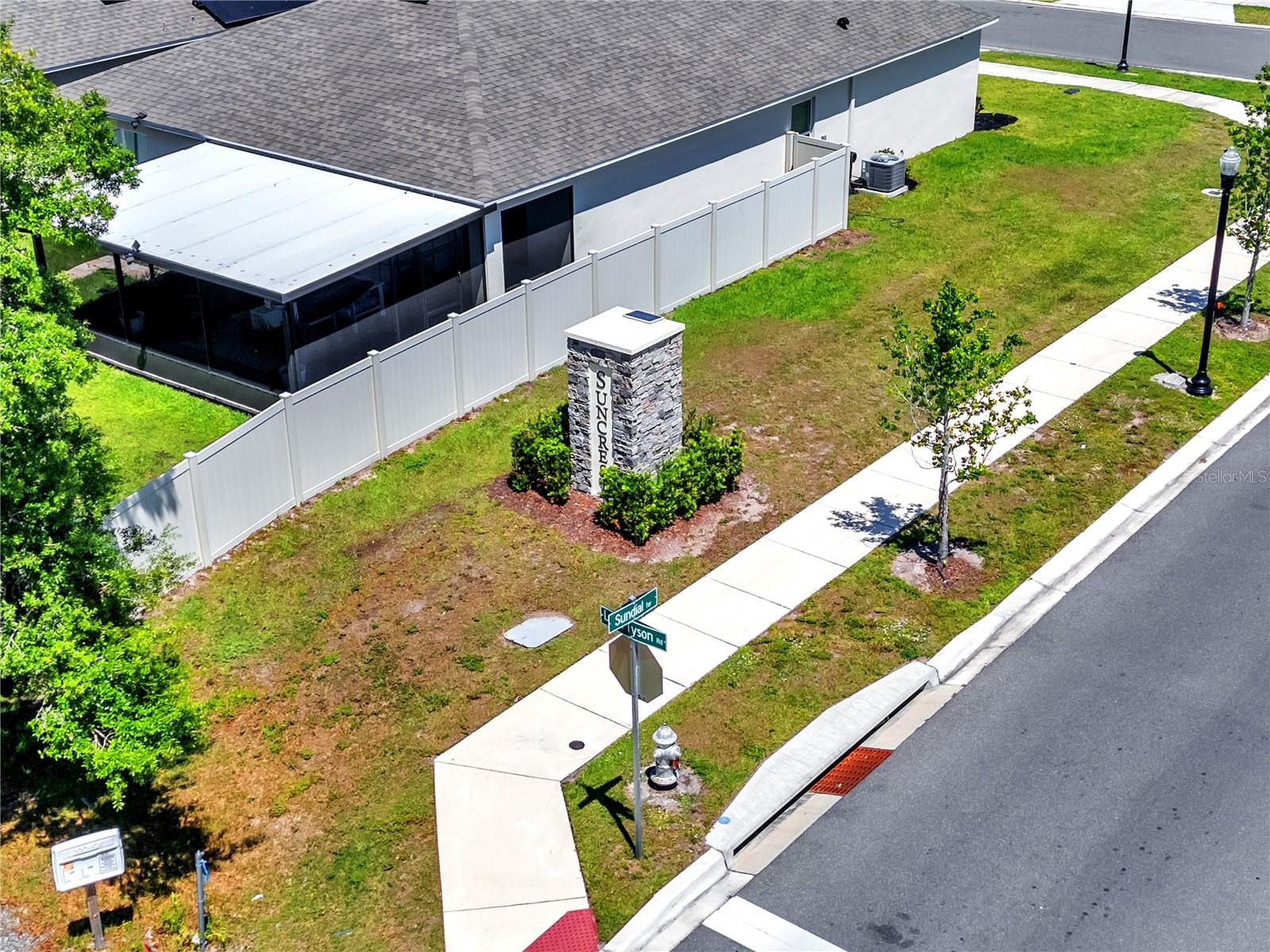 SUNCREST - Residential Lease