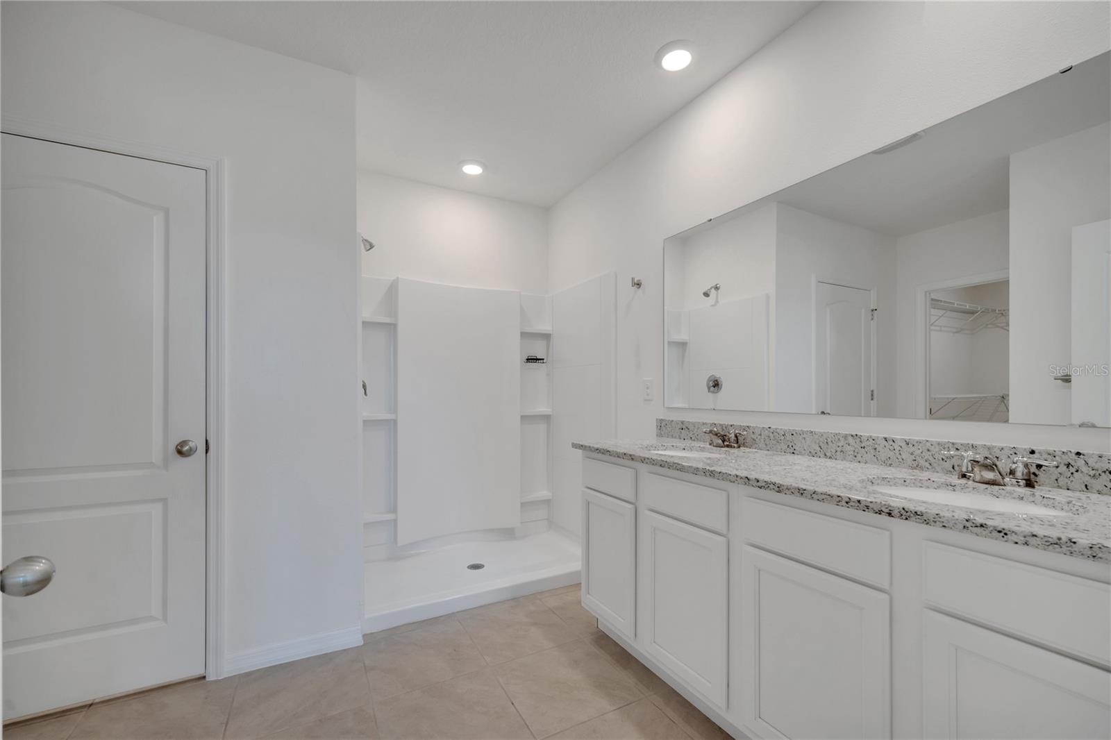 SUNCREST - Residential Lease