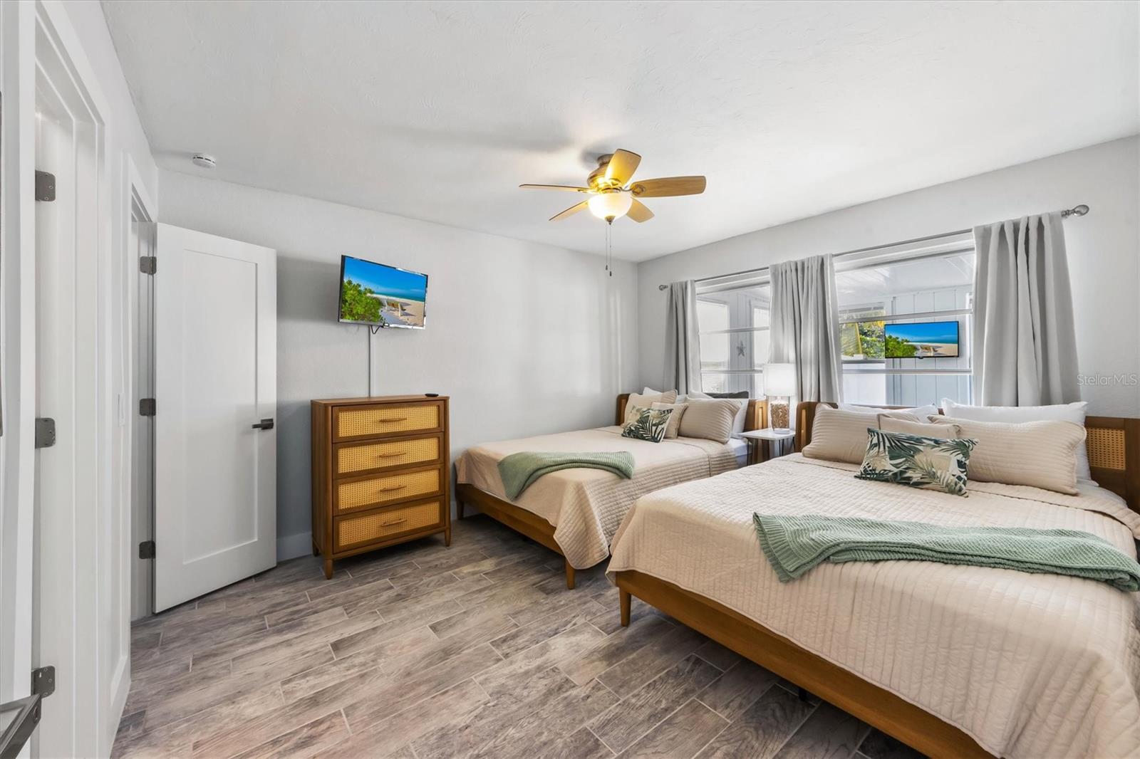 SEASIDE GARDENS REP - Residential