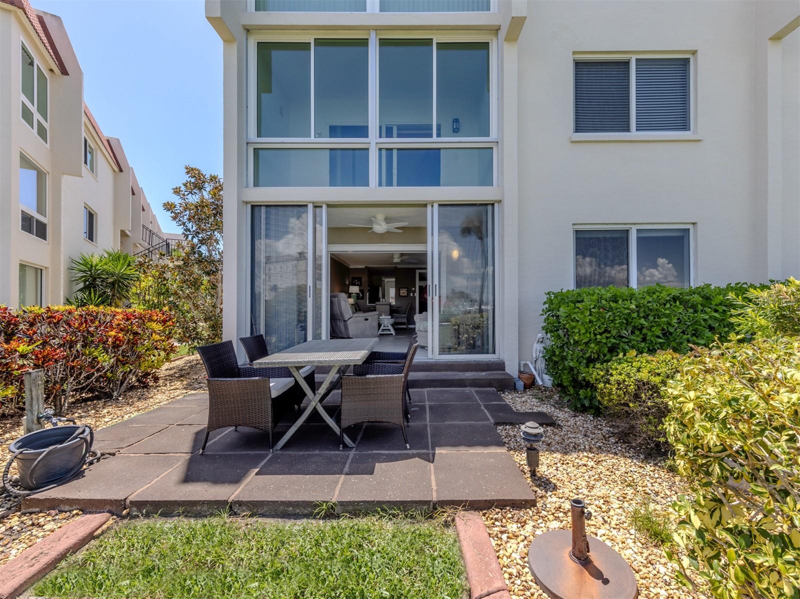 250 SANTA MARIA STREET 121