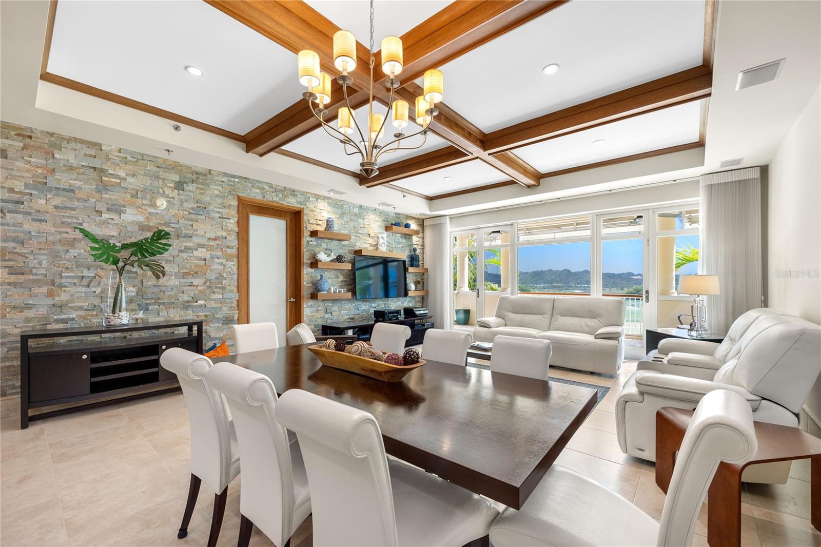 PLANTATION VILLAGE BUILDING 1 - Residential