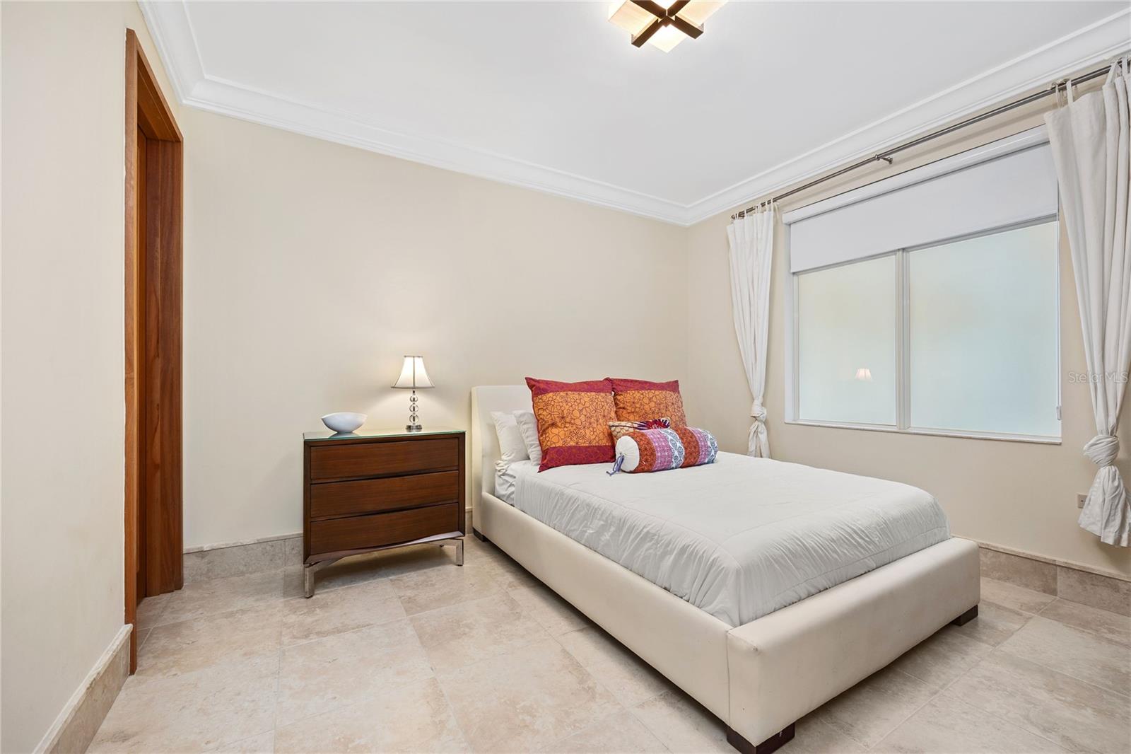 PLANTATION VILLAGE BUILDING 1 - Residential