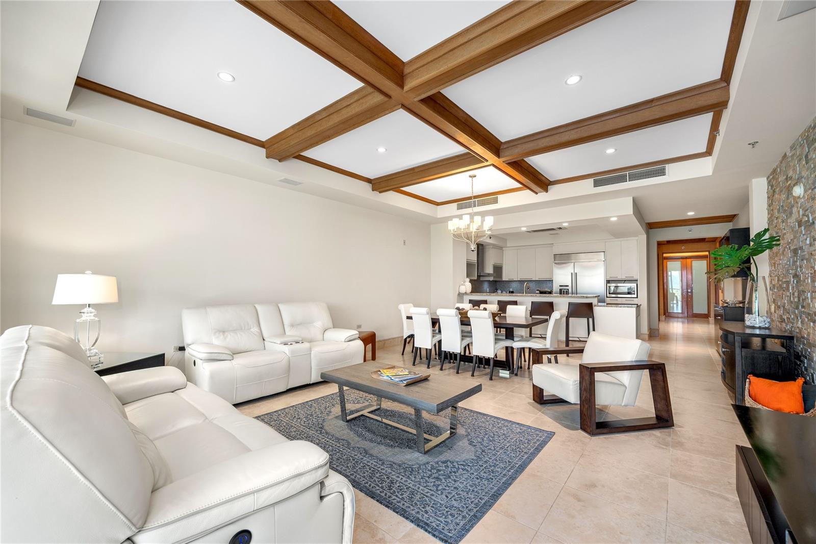 PLANTATION VILLAGE BUILDING 1 - Residential