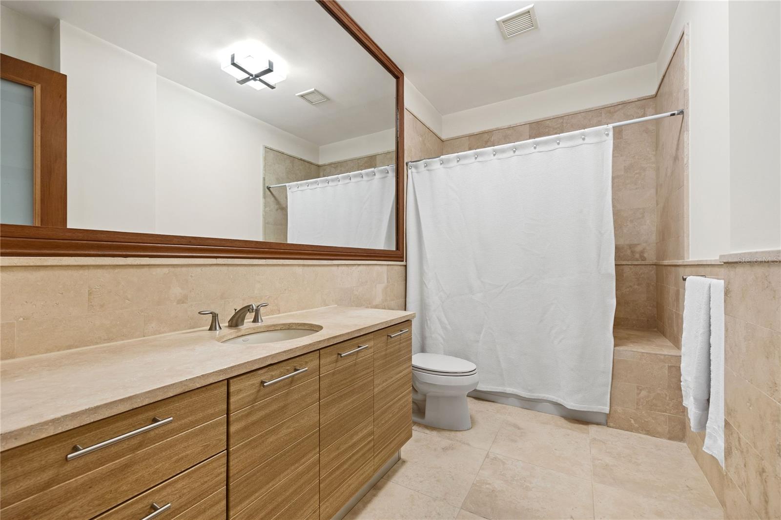 PLANTATION VILLAGE BUILDING 1 - Residential