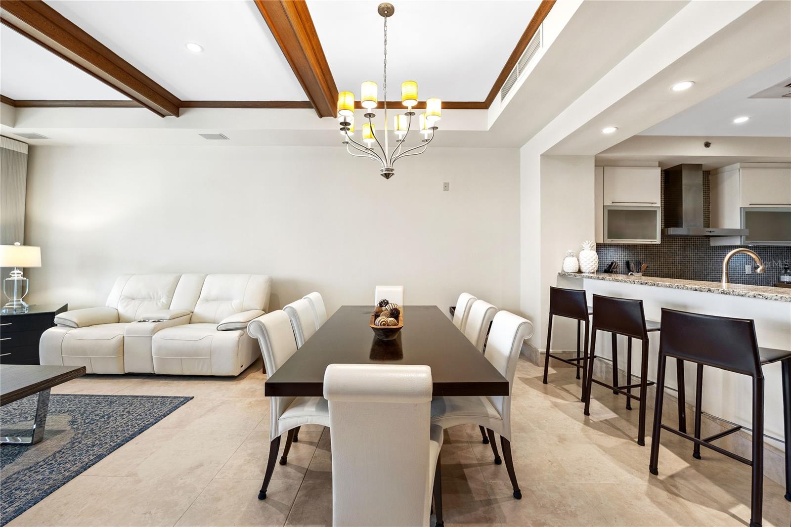 PLANTATION VILLAGE BUILDING 1 - Residential