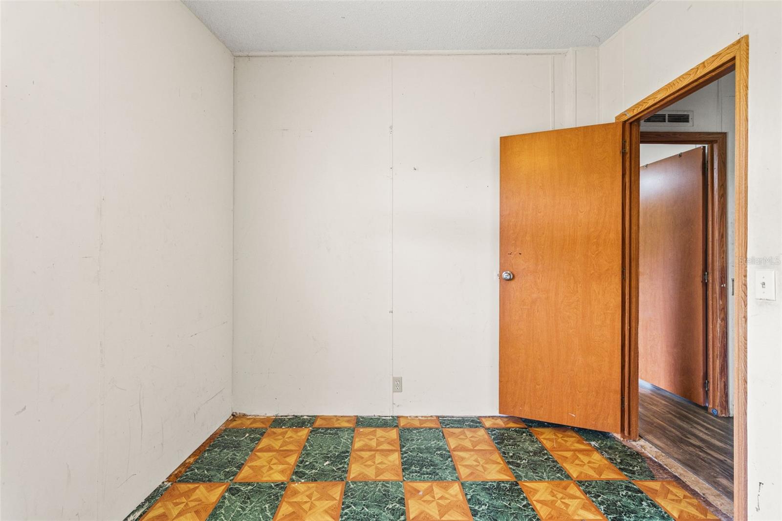 RIDGE ACRES PH IV - Residential