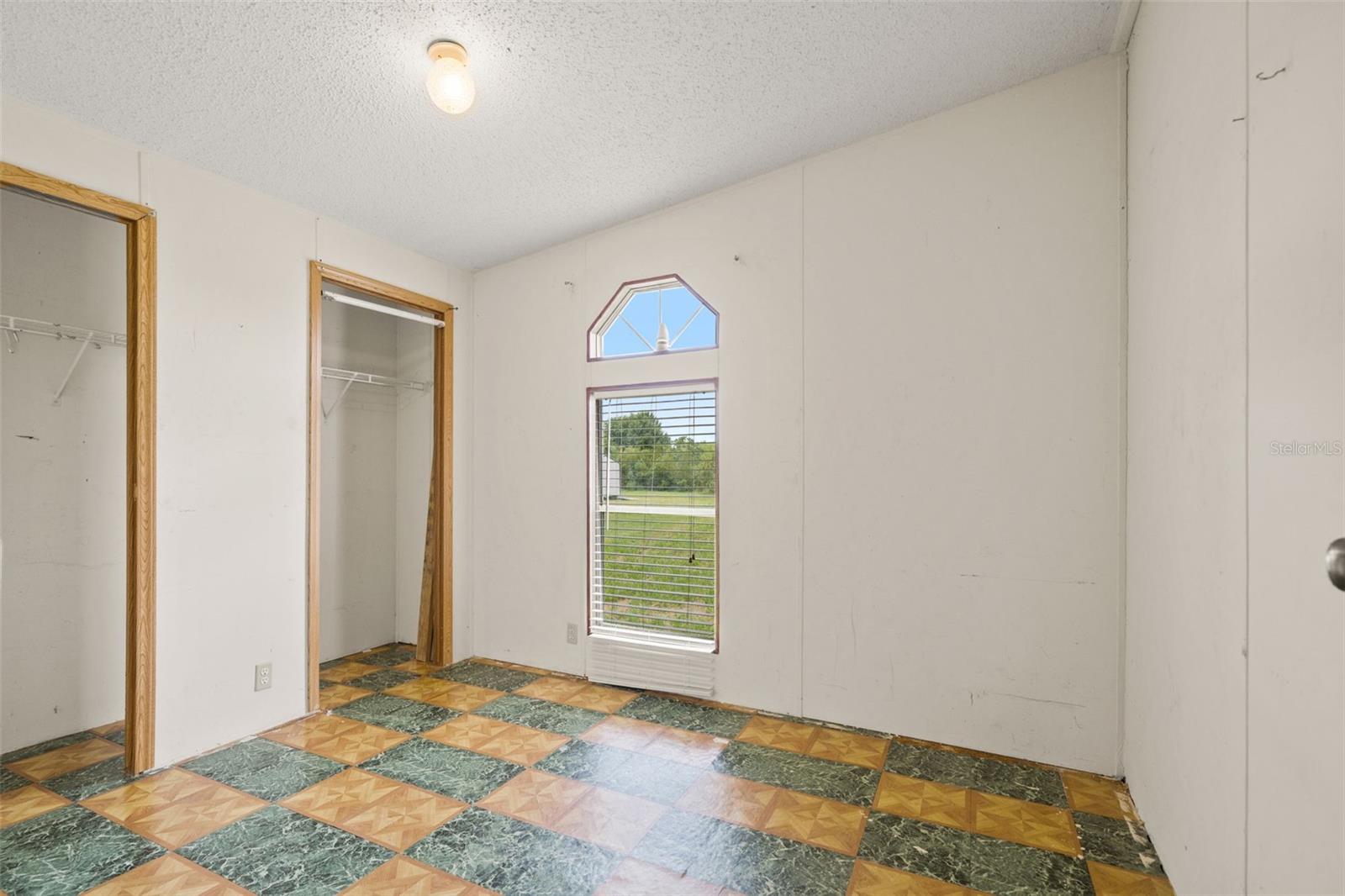 RIDGE ACRES PH IV - Residential