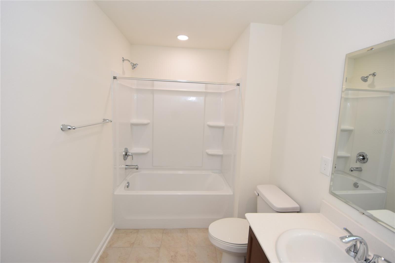 WHITEVIEW VILLAGE - Residential Lease