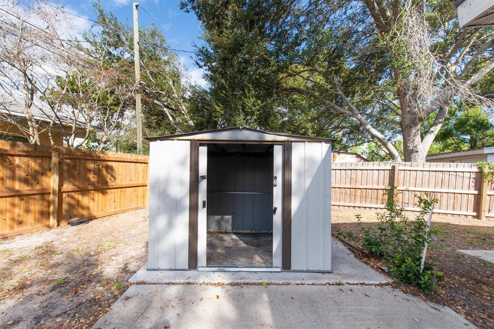 CLEARWOOD SUB 5TH ADD - Residential