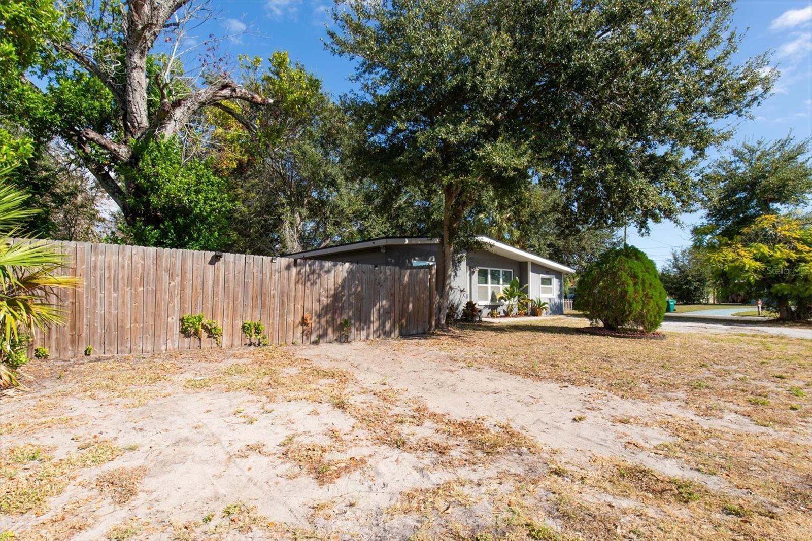 CLEARWOOD SUB 5TH ADD - Residential