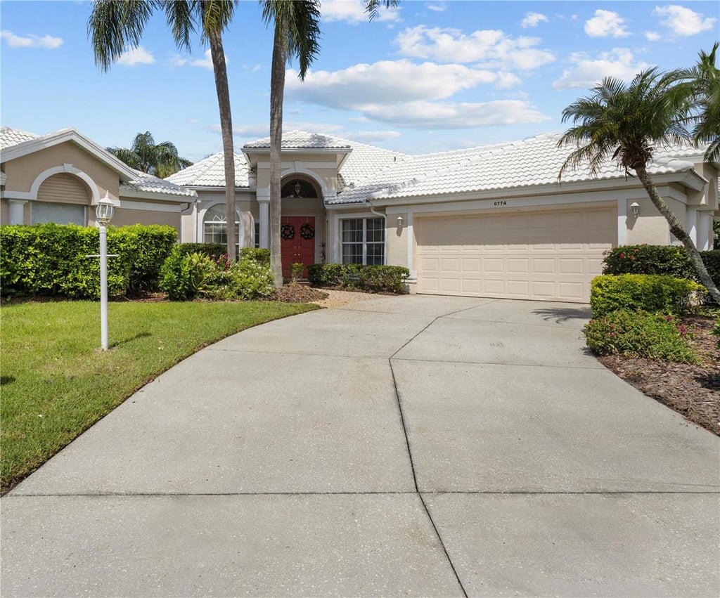 Photo of 6774 Paseo Castille, Sarasota, FL 34238 (MLS # A4702759)