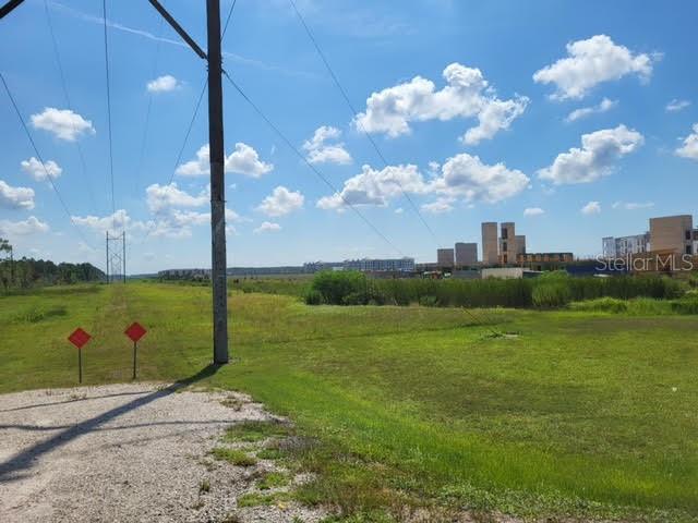 Photo 5 of 7 of S APOPKA VINELAND ROAD land