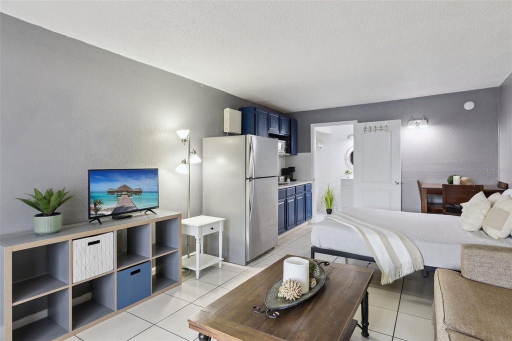 Photo of 43420 Highway 27 #464, Davenport, FL 33837 (MLS # O6446385)