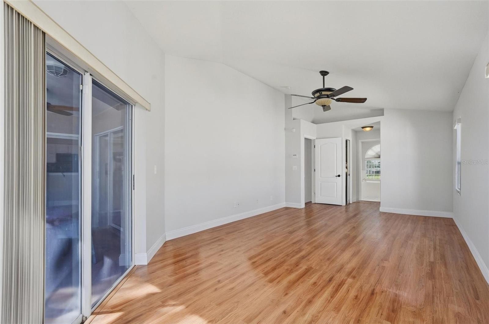 KINGSWAY OAKS UNIT 2 - Residential