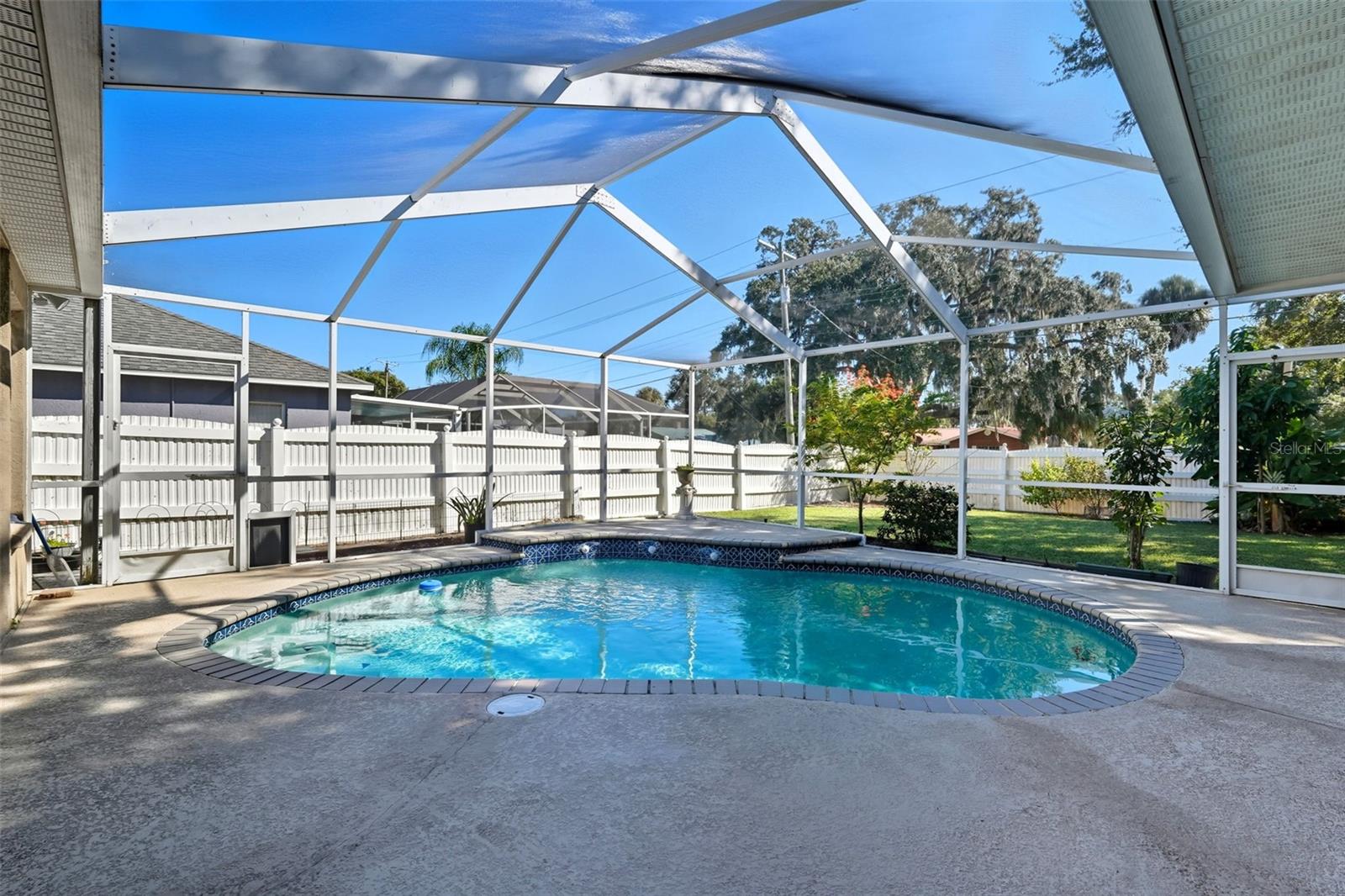 KINGSWAY OAKS UNIT 2 - Residential