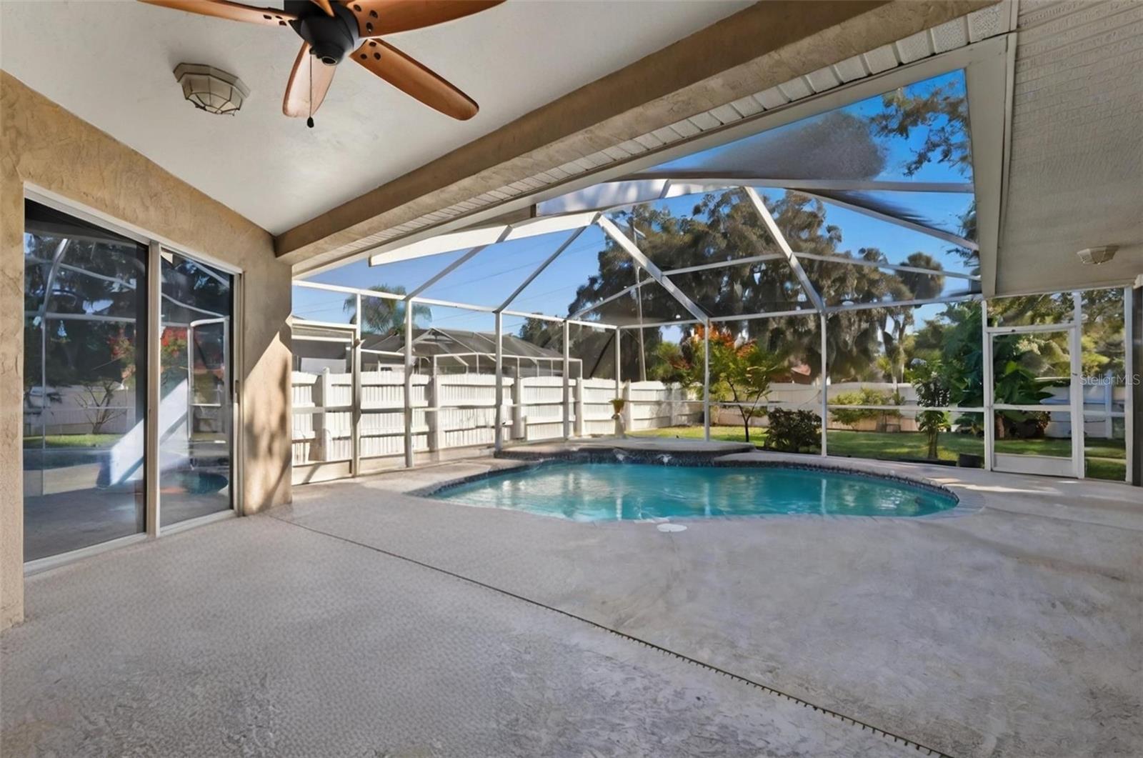 KINGSWAY OAKS UNIT 2 - Residential