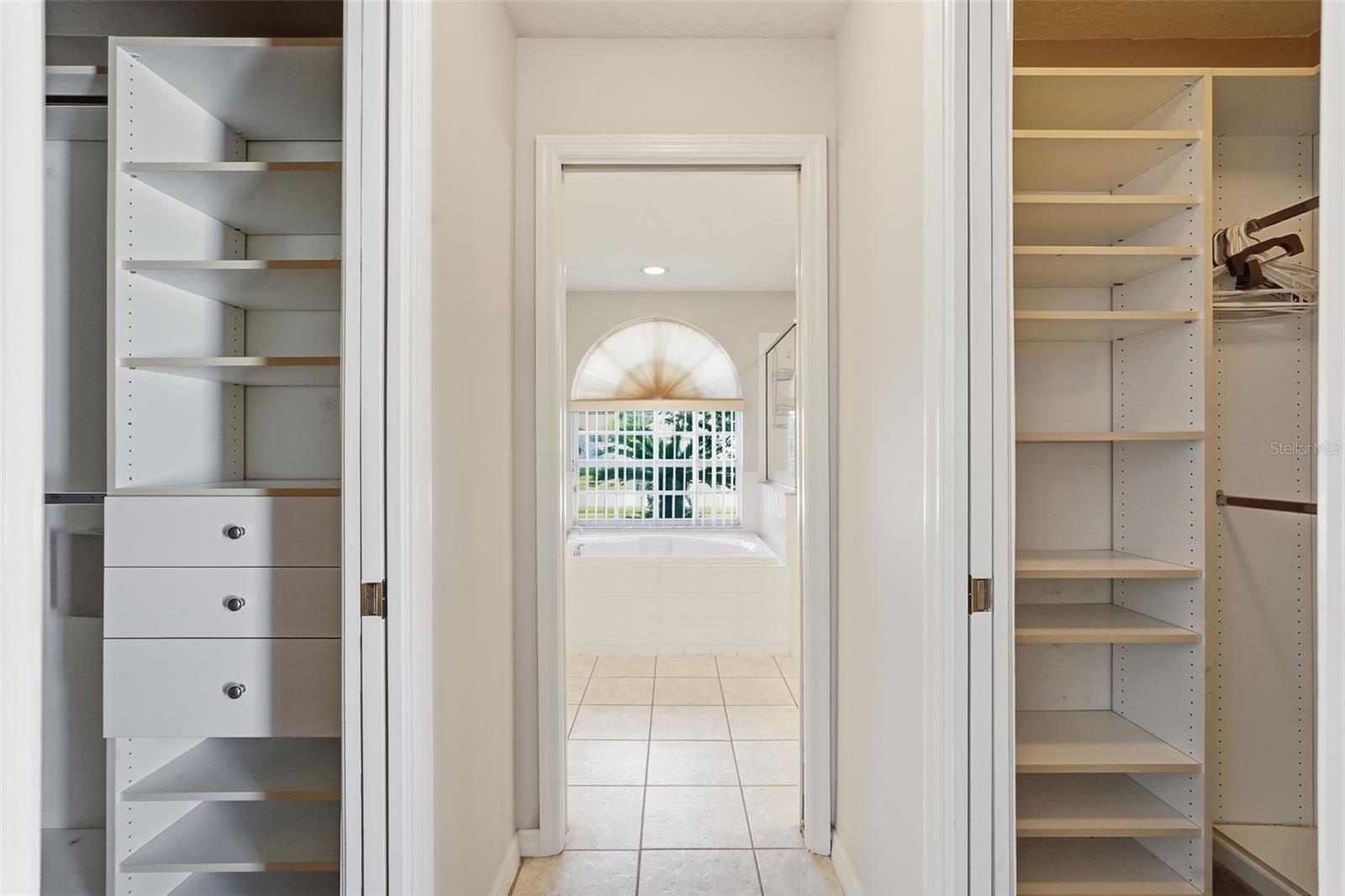 KINGSWAY OAKS UNIT 2 - Residential