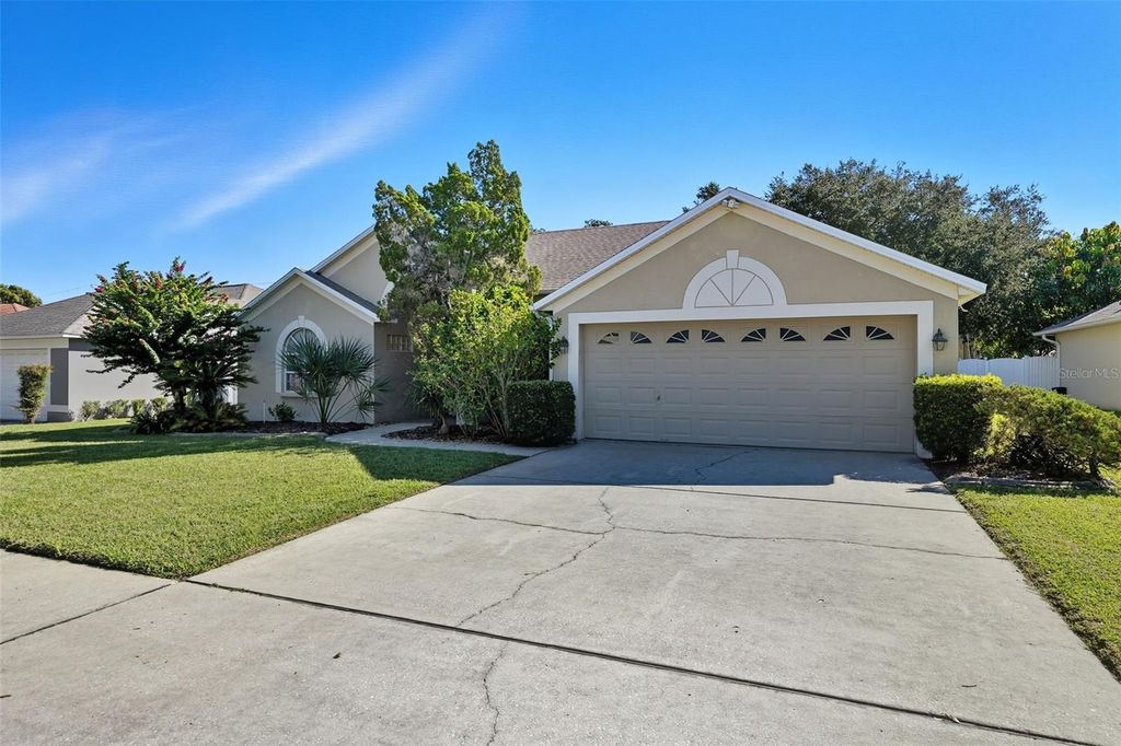 Photo of 2213 Towering Oaks Circle, Seffner, FL 33584 (MLS # TB8438045)