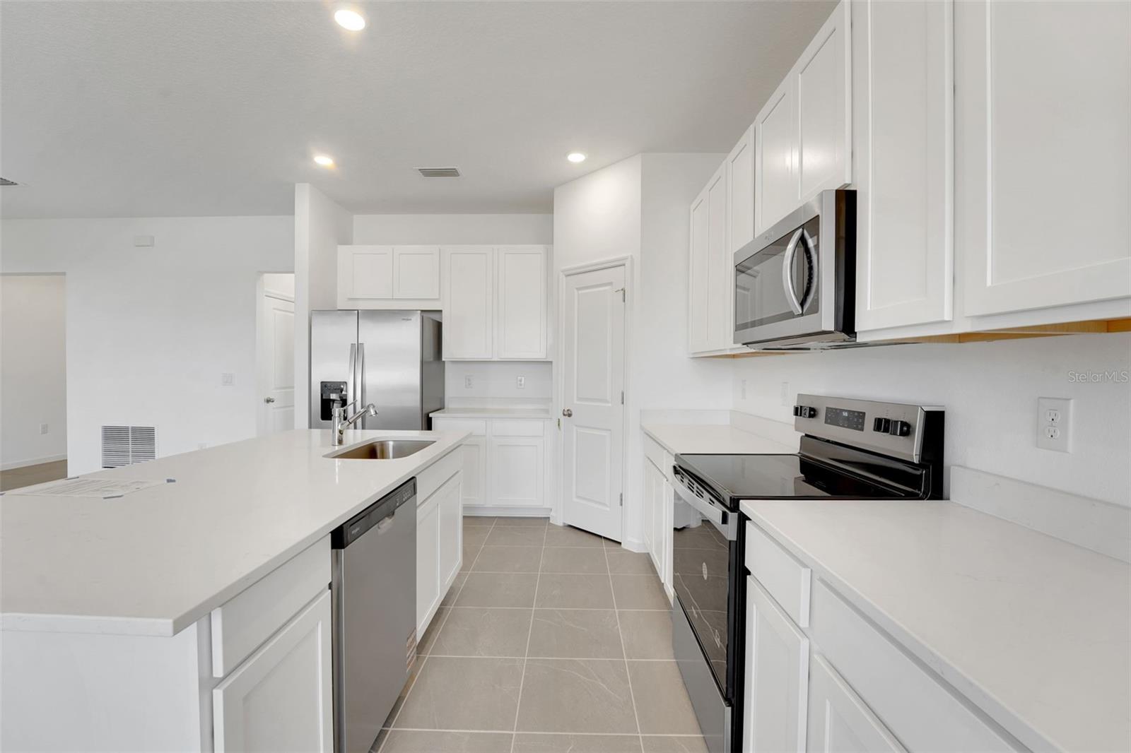 CYPRESS PARK ESTATES - Residential