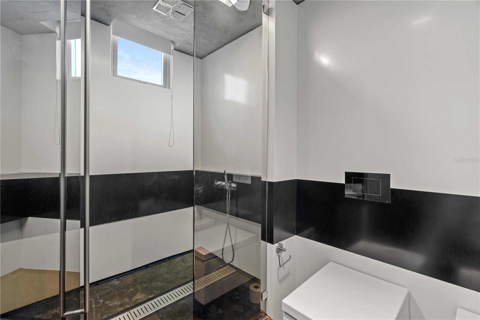 MCLEARY 1800 PH 2 - Residential