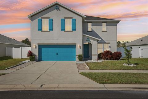 A home in WINTER HAVEN