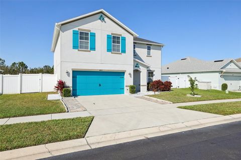 A home in WINTER HAVEN