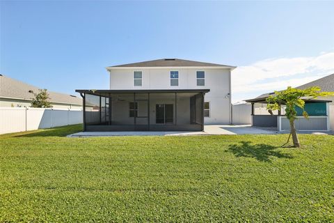 A home in WINTER HAVEN