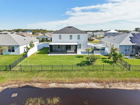 A home in WINTER HAVEN