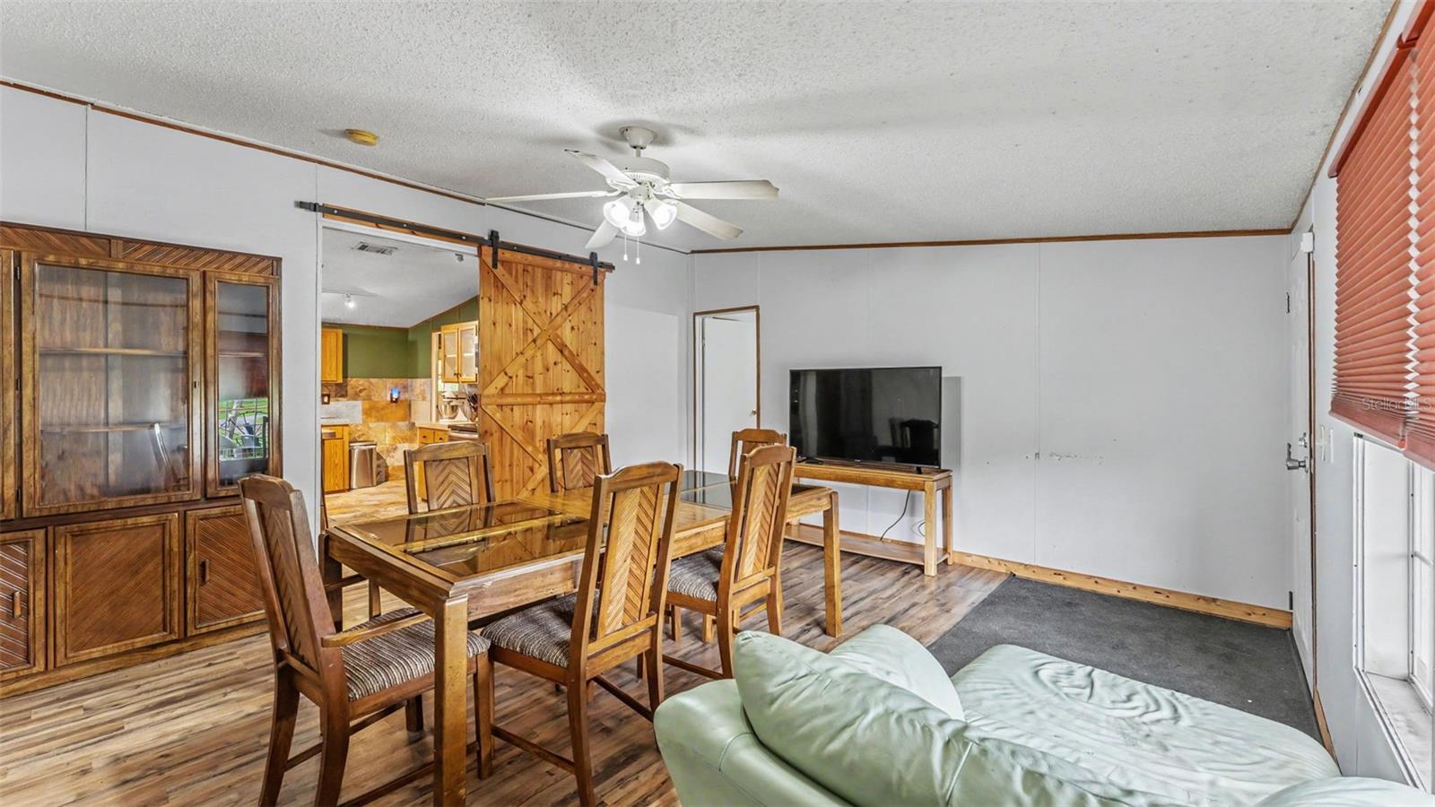 6702 FORESTVIEW LANE