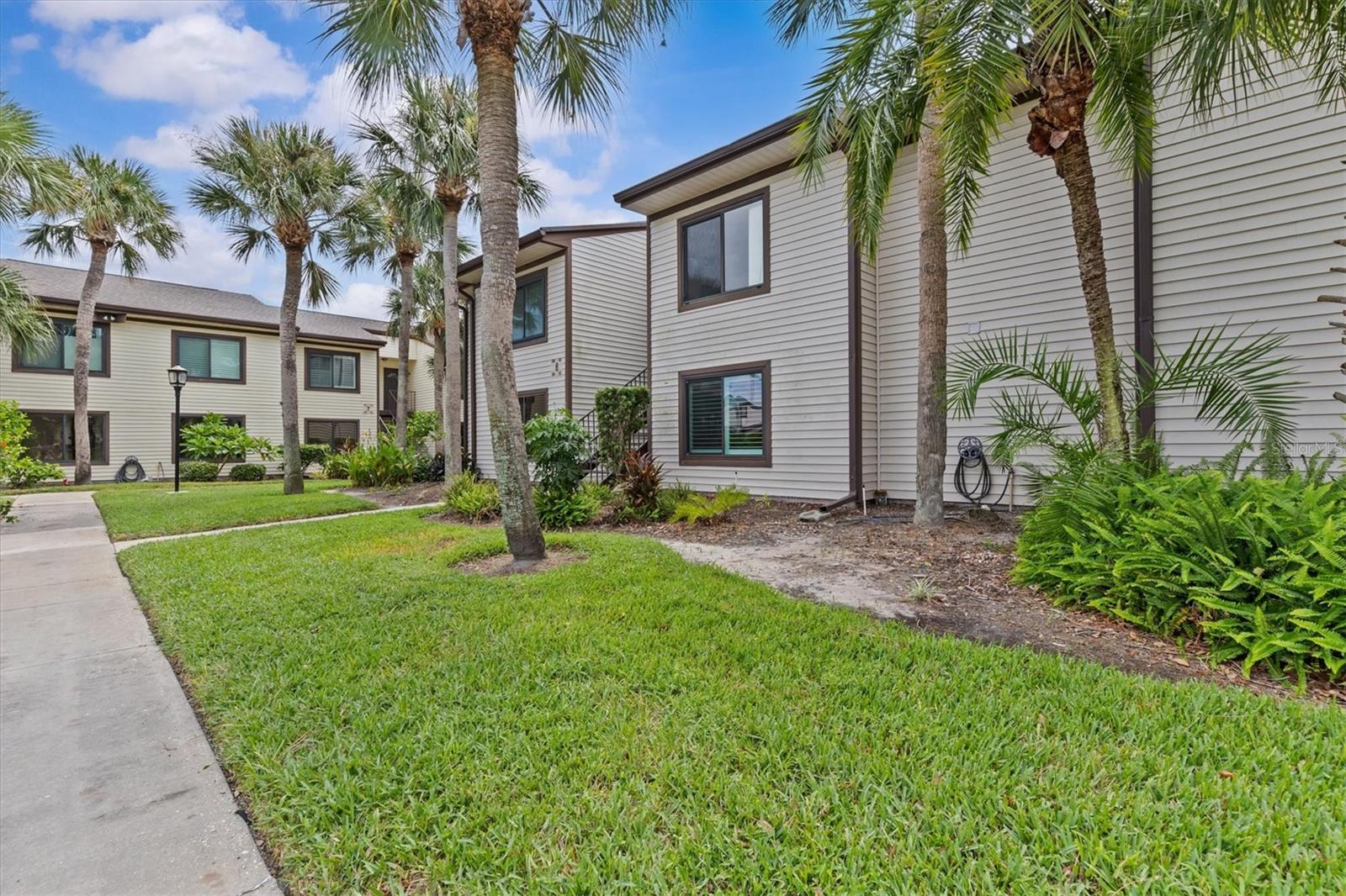 MOORINGS THE CONDO - Residential