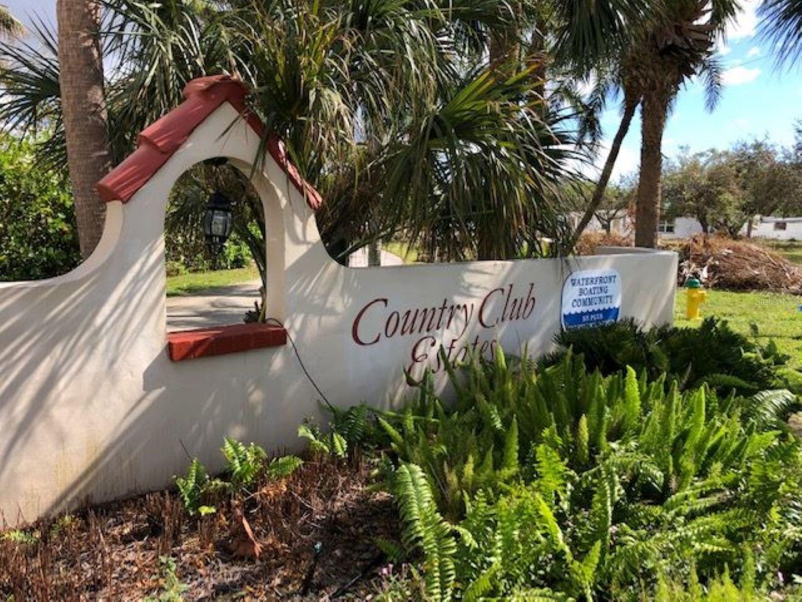 COUNTRY CLUB ESTATES - Residential