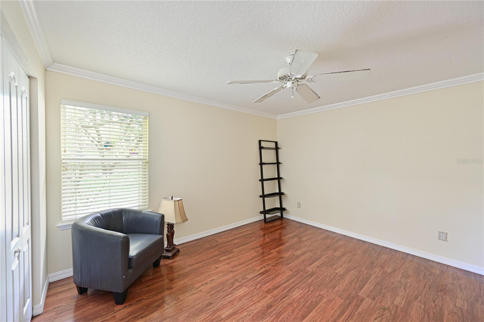 HIDDEN OAKS - Residential