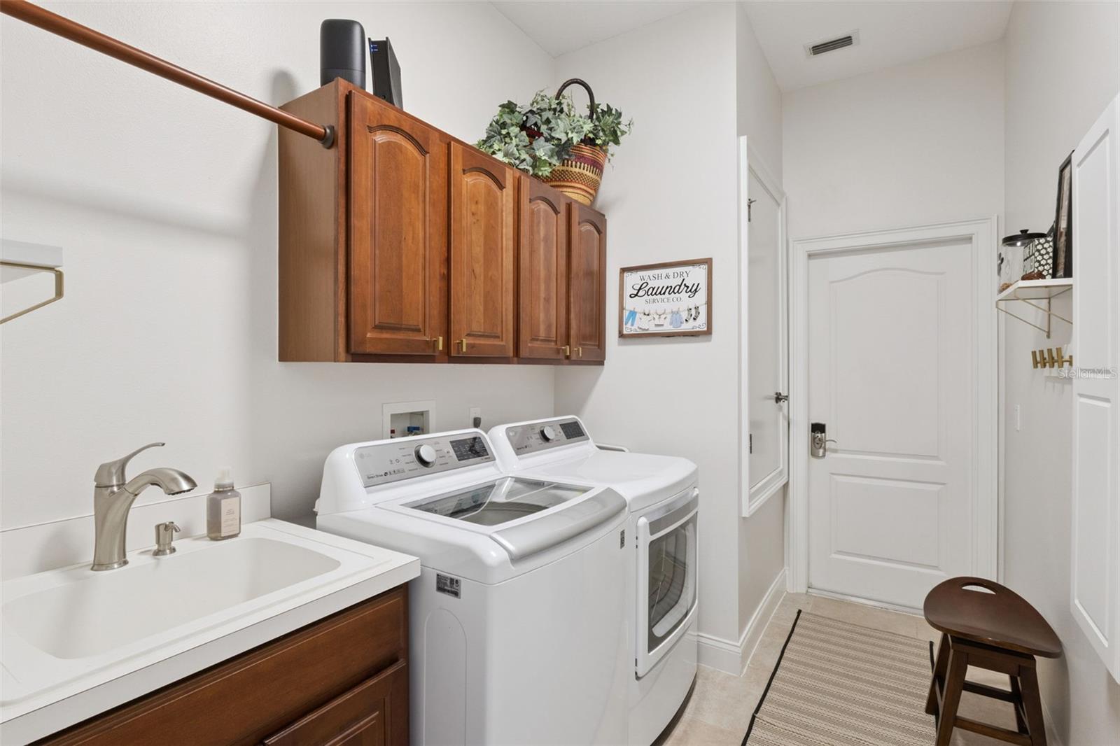 STONEYBROOK HILLS 18 - Residential