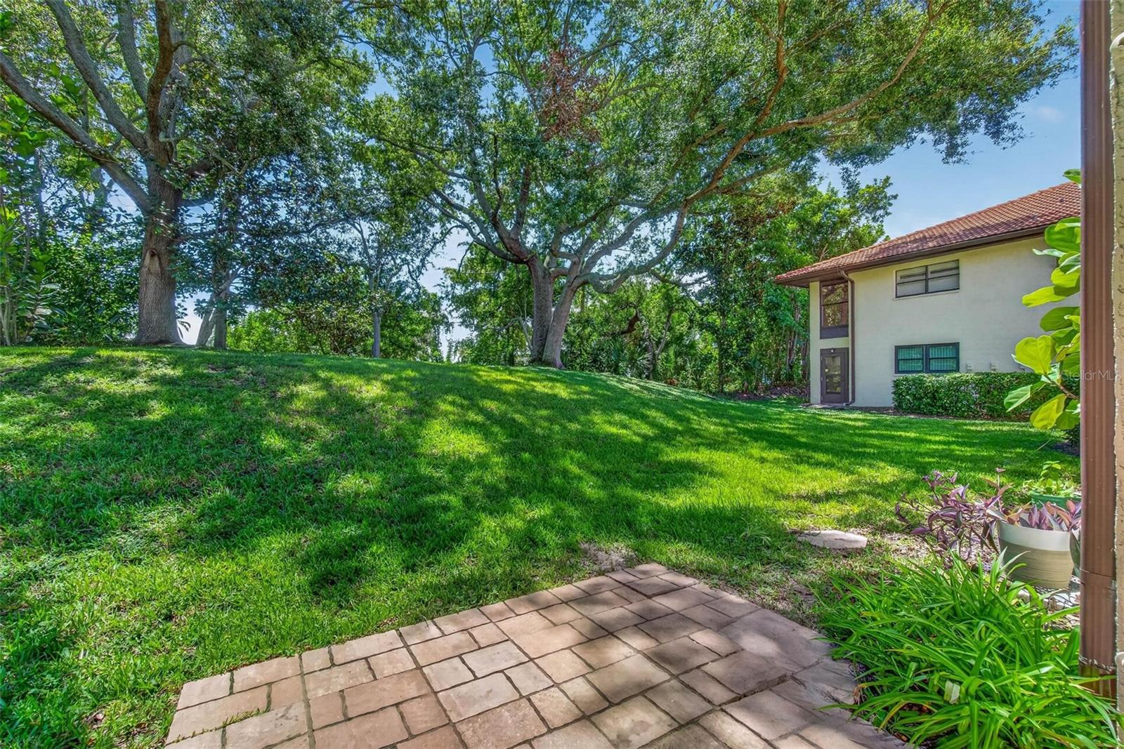 1602 HAMMOCK PINE BOULEVARD 1602
