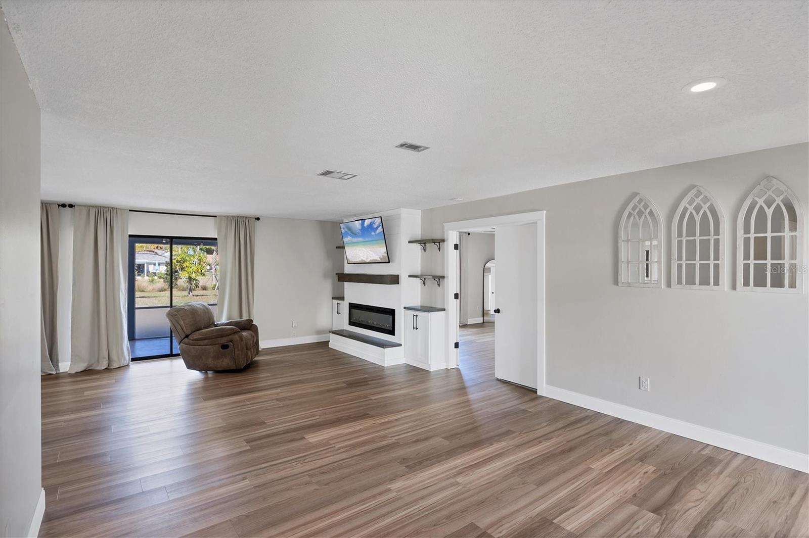 NORTH PORT CHARLOTTE COUNTRY CLUB - Residential