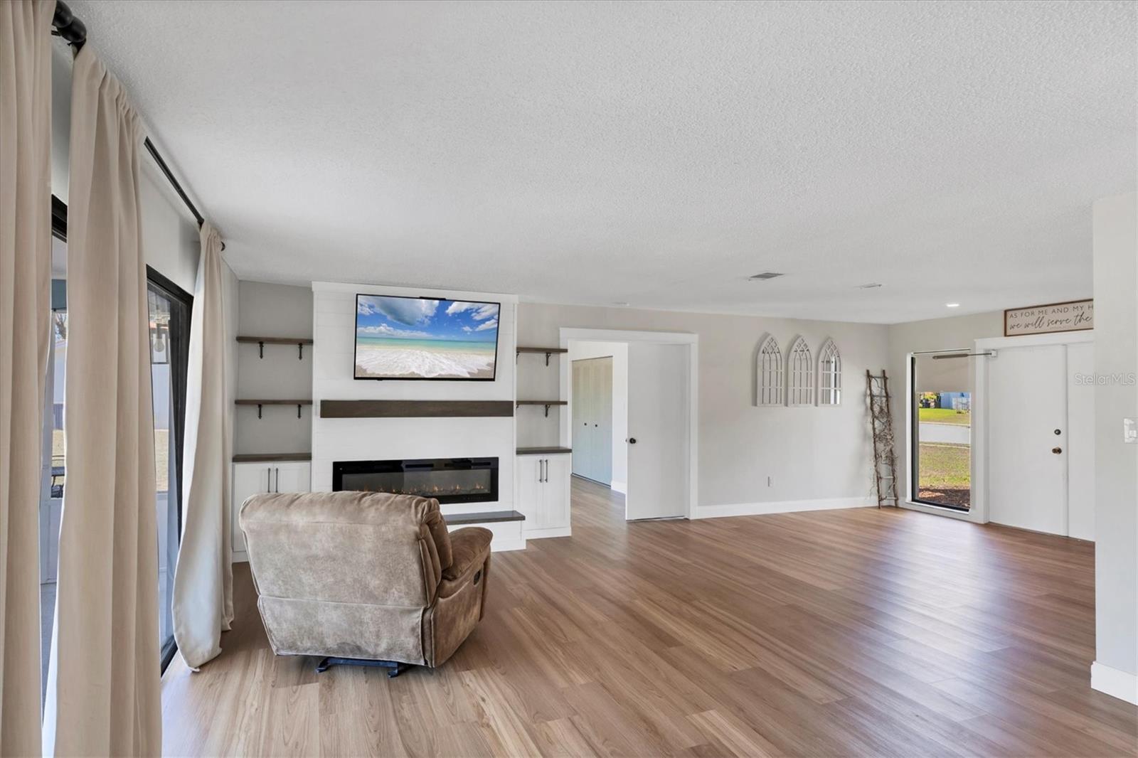 NORTH PORT CHARLOTTE COUNTRY CLUB - Residential