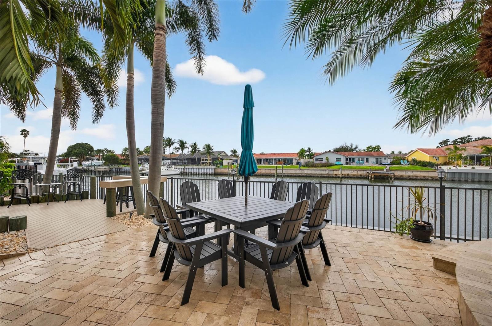 BROADWATER - Residential