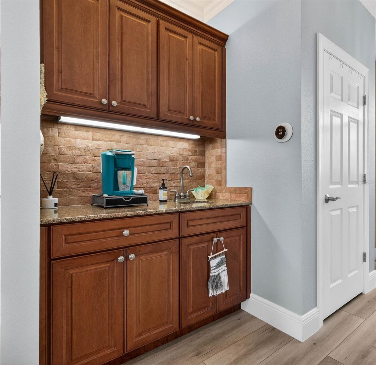 BROADWATER - Residential