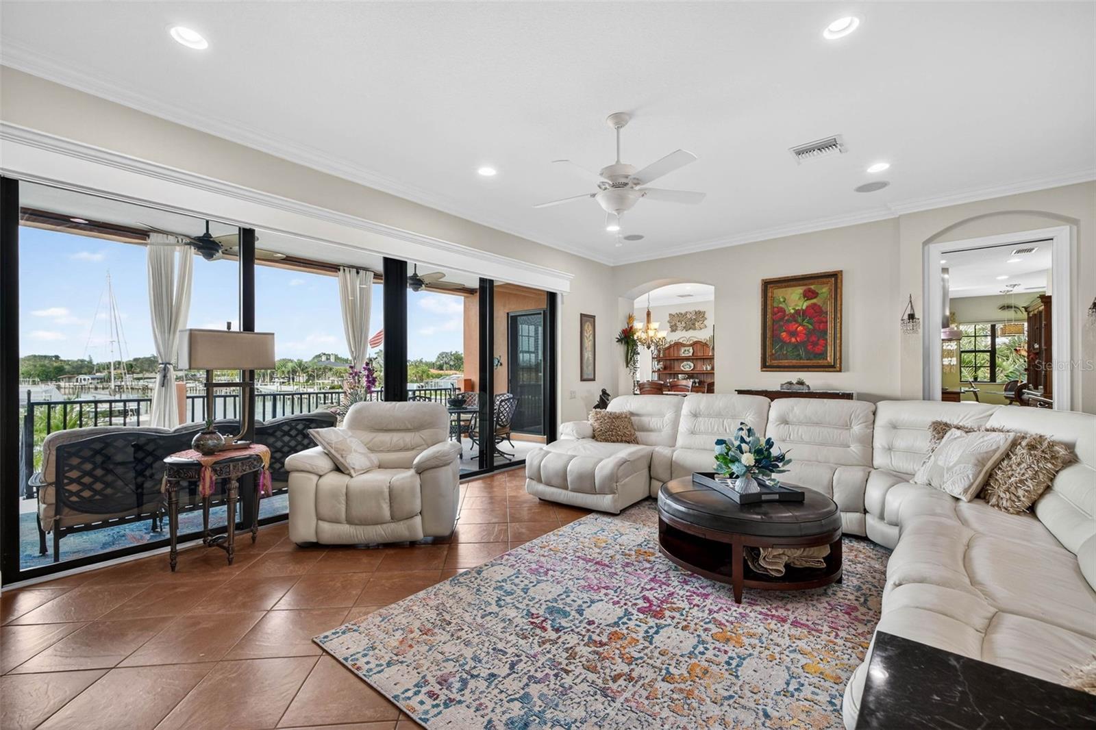 BROADWATER - Residential