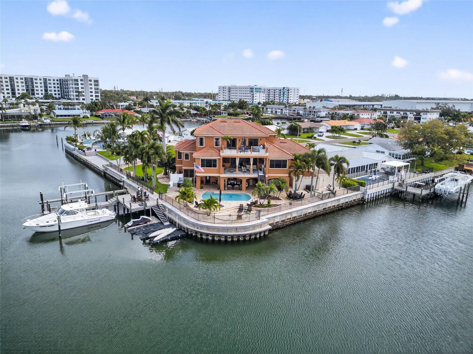 BROADWATER - Residential